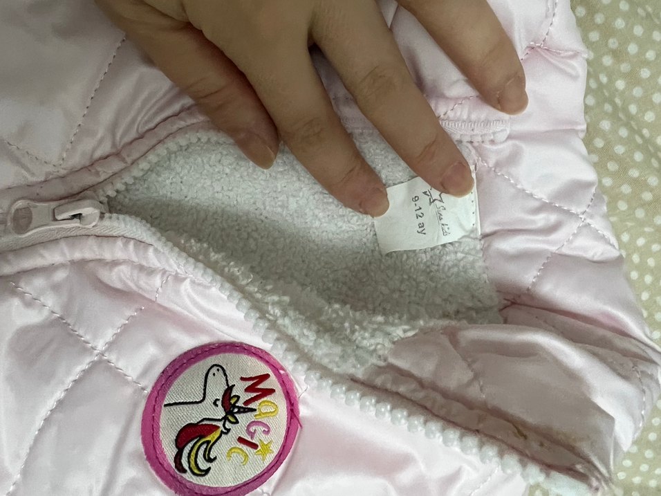 Kız Çocuk Pembe Kürklü Yelek - Görsel 3