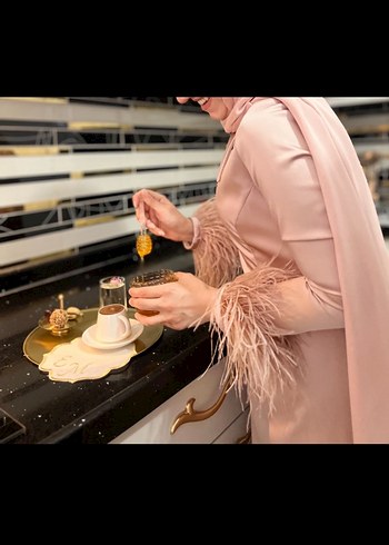 Pudra Rengi Uzun tüylü Nişan Elbisesi - Görsel 2