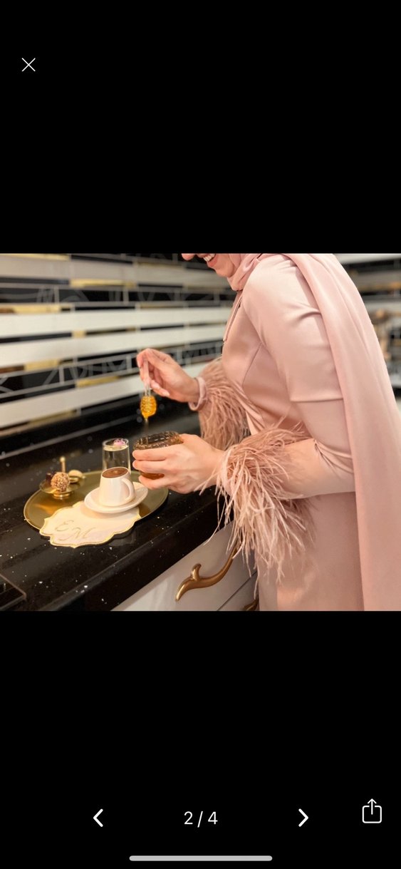 Pudra Rengi Uzun tüylü Nişan Elbisesi - Görsel 2