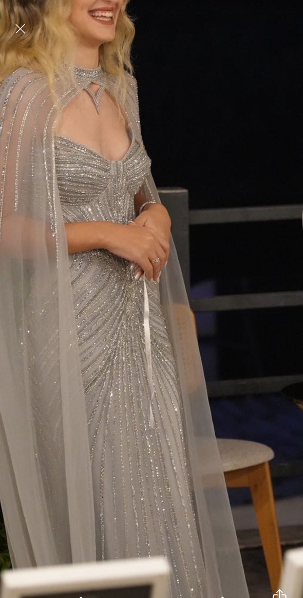 Özel tasarım söz nişan elbisesi
Abiye gelinlik - Görsel 5