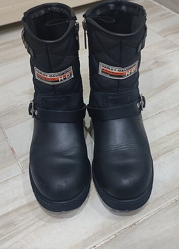 Harley Davidson Harley Davidson kadın bot