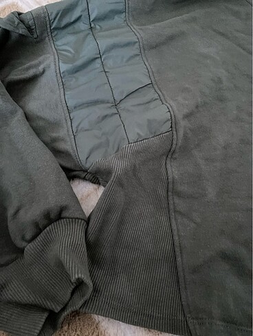 l Beden haki Renk Bershka Sweat