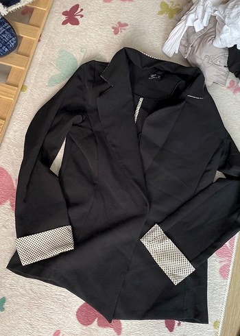 Trendyol & Milla Siyah Düğmeli Kadın Blazer Ceket