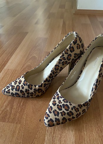 Bej Leopar Desenli Kadın Süet Topuklu Stiletto - Görsel 4