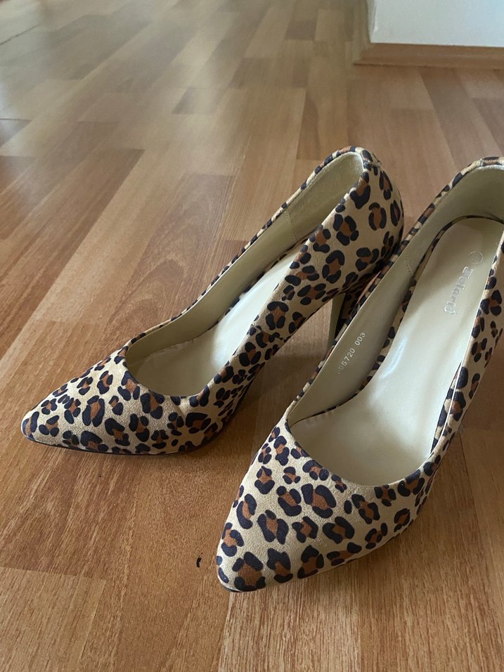 Bej Leopar Desenli Kadın Süet Topuklu Stiletto - Görsel 4