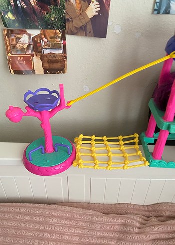 Renkli Oyuncak Ev ve Aksesuarları - Görsel 3