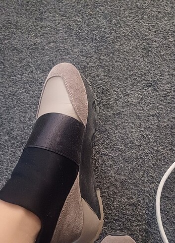 Zara 1 kere giyildi spor ayakkabi süet