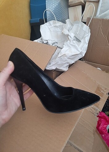 35 Beden Siyah stiletto
