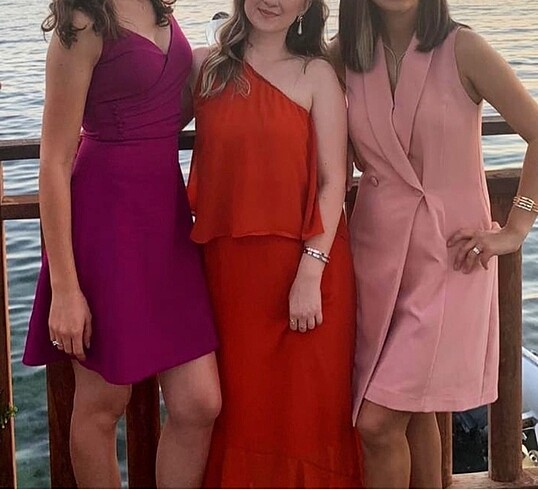 s Beden Tek omuzlu şifon elbise