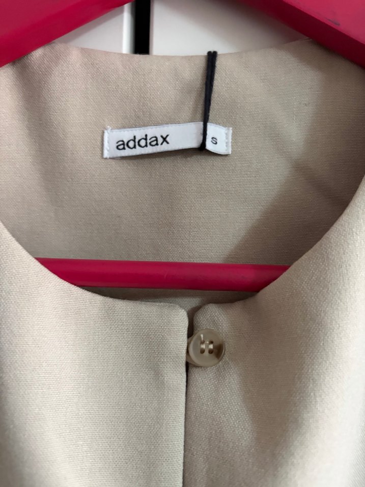 Düğmeli Kolsuz Bej Midi Yelek - Görsel 2