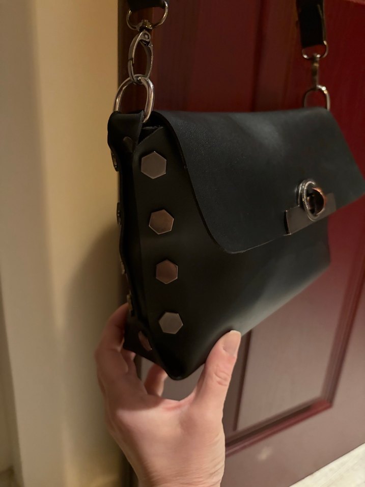 Kilitli Siyah Deri Kadın Çanta - Görsel 3