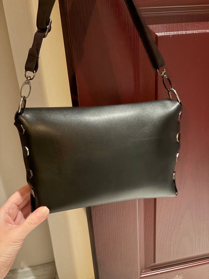 Kilitli Siyah Deri Kadın Çanta - Görsel 4