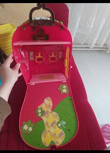 Beden Renk Çilek/Barbie evi
