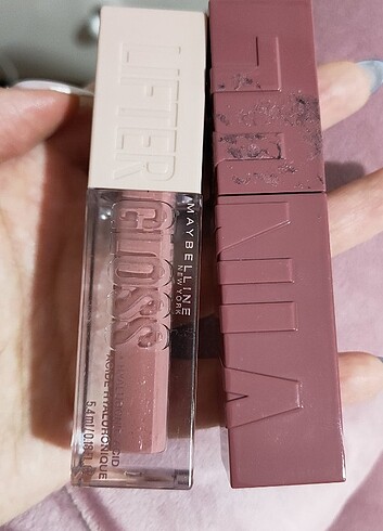 Maybelline Lipgloss ve Kalıcı Ruj
