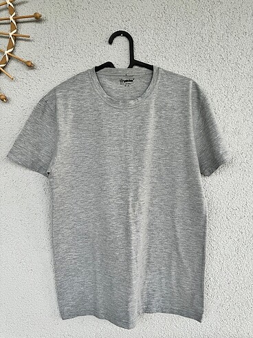 Bisiklet yaka basic tişört