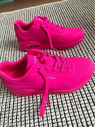 40 Beden pembe Renk Skechers spor ayakkabi