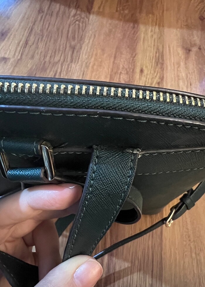 Michael kors sırt çantası - Görsel 3