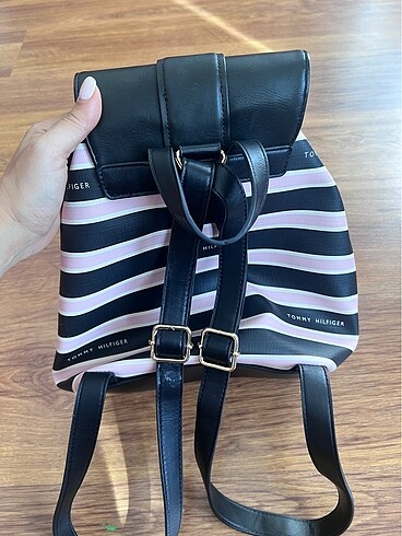  Beden Tommy hilfiger sırt çantası