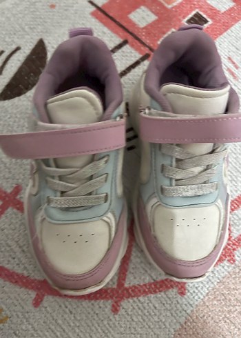 Kız Çocuk Pembe Bağcıklı ve Cırt Cırtlı Spor Ayakkabı - Görsel 2