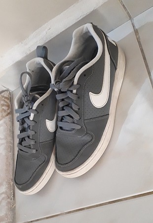 Nike spor ayakkabi