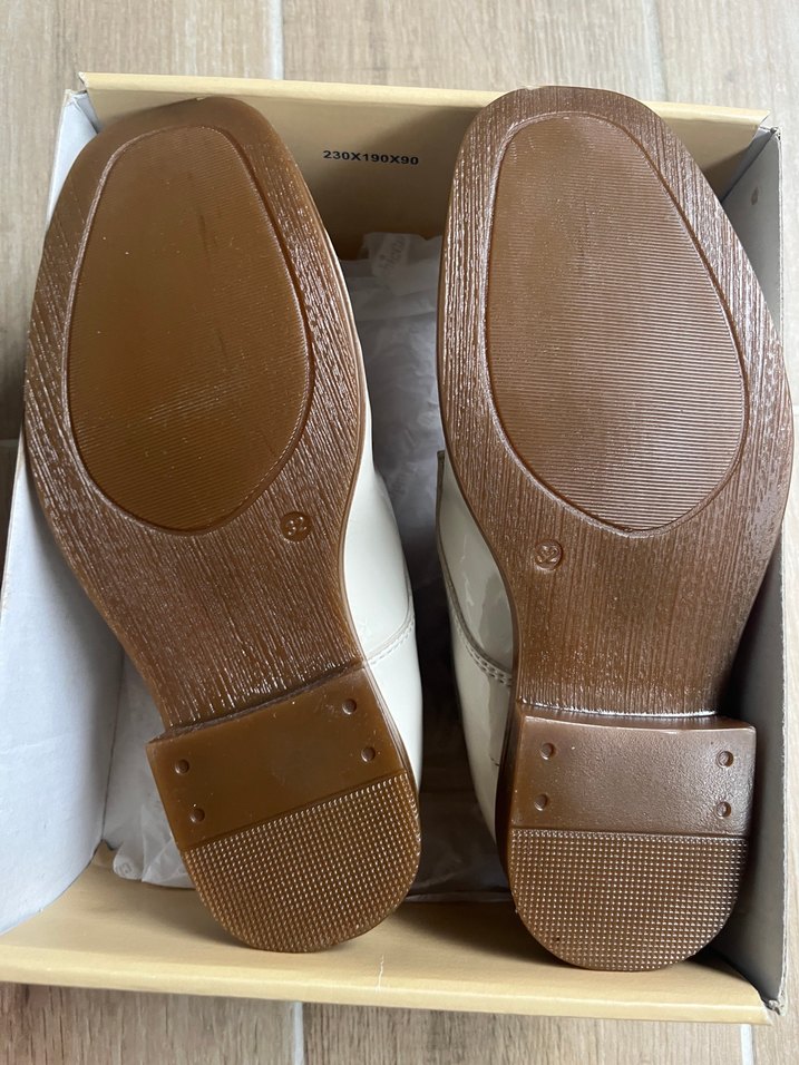 Beyaz Rugan Erkek Çocuk Ayakkabı - Görsel 3