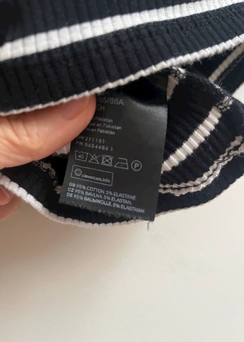 Divided kısa bisiklet yaka tişört - Görsel 4