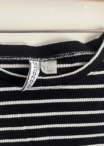 Divided kısa bisiklet yaka tişört - Görsel 2