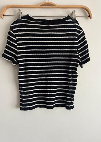 Divided kısa bisiklet yaka tişört - Görsel 3