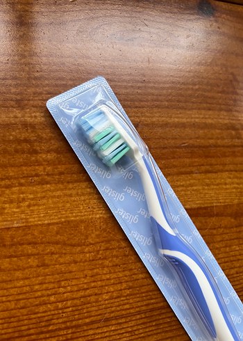 Amway Glister Diş Fırçası - Görsel 3