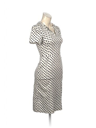 Diğer PreLoved Günlük Elbise %70 İndirimli.