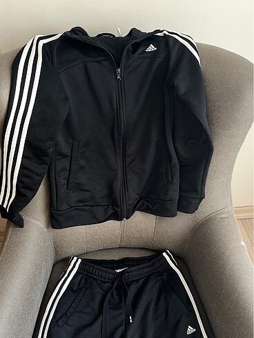 Adidas eşofman takımı