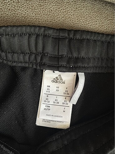 xs Beden Adidas eşofman takımı
