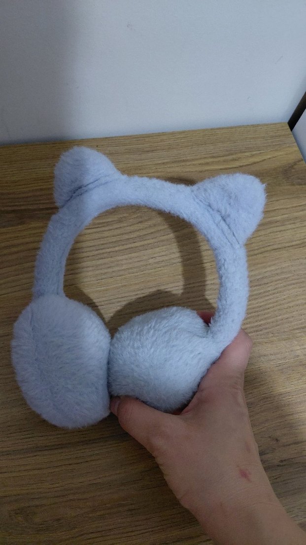 Mavi Renkli Kalp Detaylı Peluş kulaklık - Görsel 2