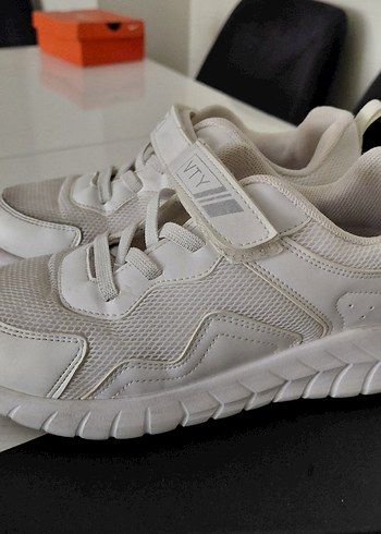 Kız Çocuk Beyaz Spor Ayakkabı Cırt Cırtlı - Görsel 3