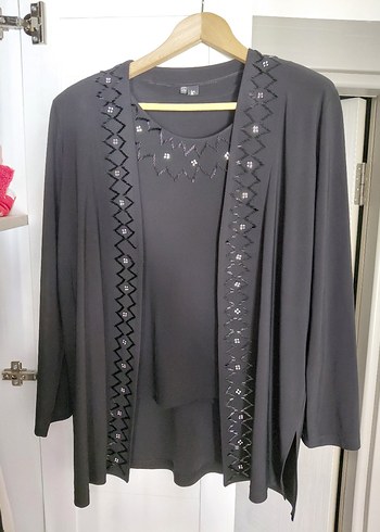 Uzun Siyah İşlemeli Anne takımı - Görsel 3