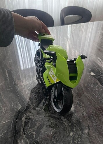 Yeşil motor