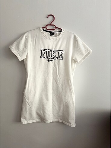 xl Beden Nike elbise