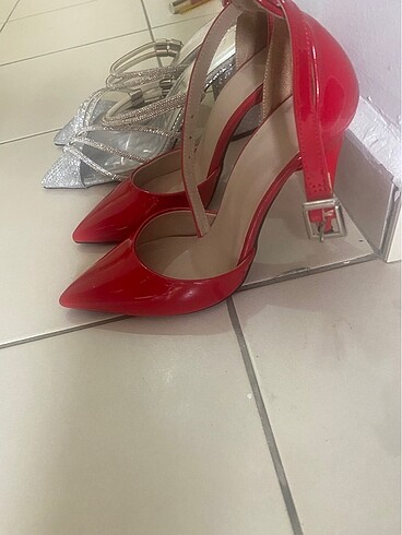 Diğer Stiletto