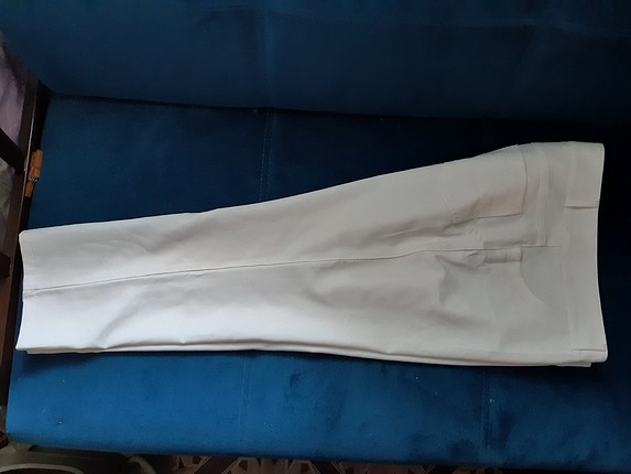 Beyaz kumaş pantolon