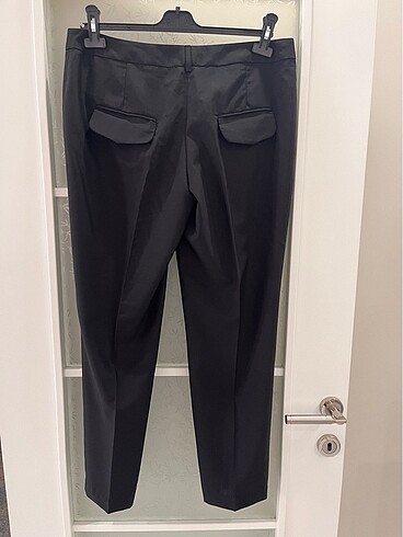 42 Beden siyah Renk Kookai marka kumaş pantolon