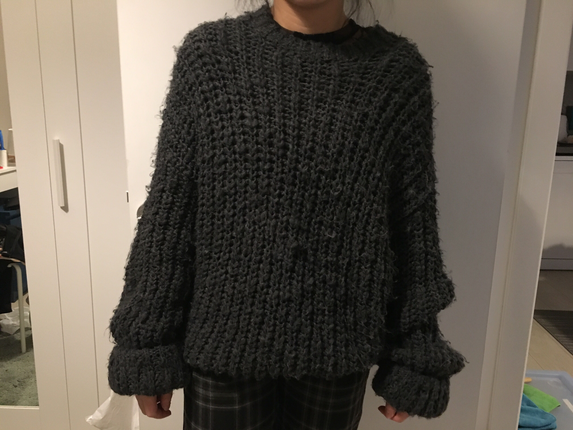 Pull and Bear oversize kazak