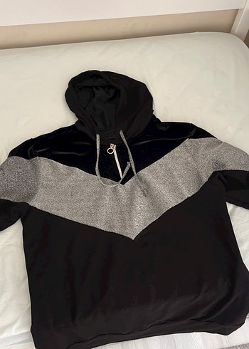 Diğer Gri Detaylı Siyah Kapüşonlu Sweatshirt