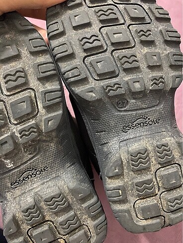 27 Beden siyah Renk Decathlon çocuk ayakkabı