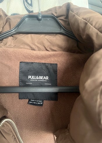 l Beden pull and bear mont