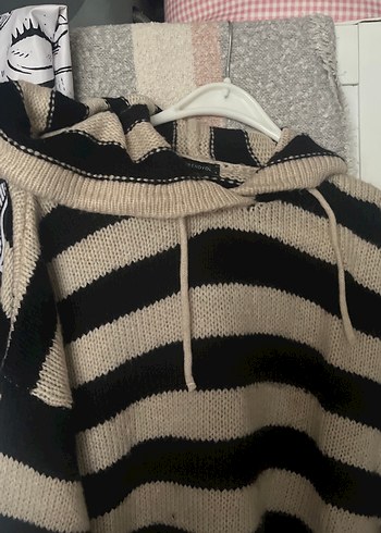 Kapüşonlu Çizgili Örgü  Kazak - Görsel 4