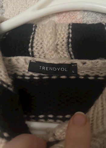 Kapüşonlu Çizgili Örgü  Kazak - Görsel 3