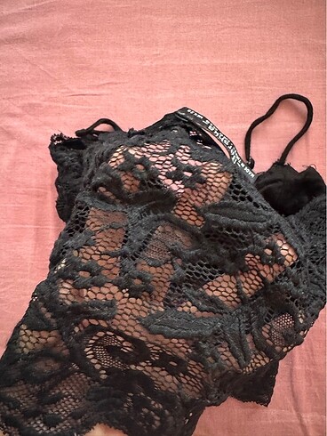 s Beden bershka büstiyer dantel crop top