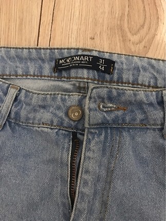 44 Beden Kot yanlar dan açılmalı