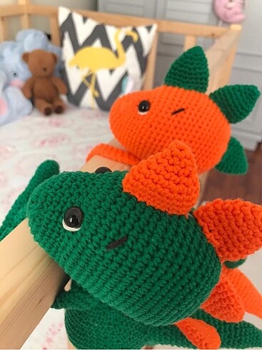 Beden Renk Amigurumi dinazor