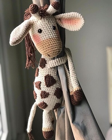Amigurumi Perde Tutucu